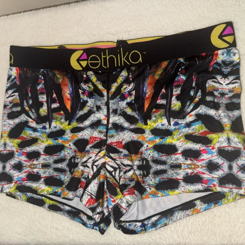 Ethika shorts 🩳 - Picture 1 of 5